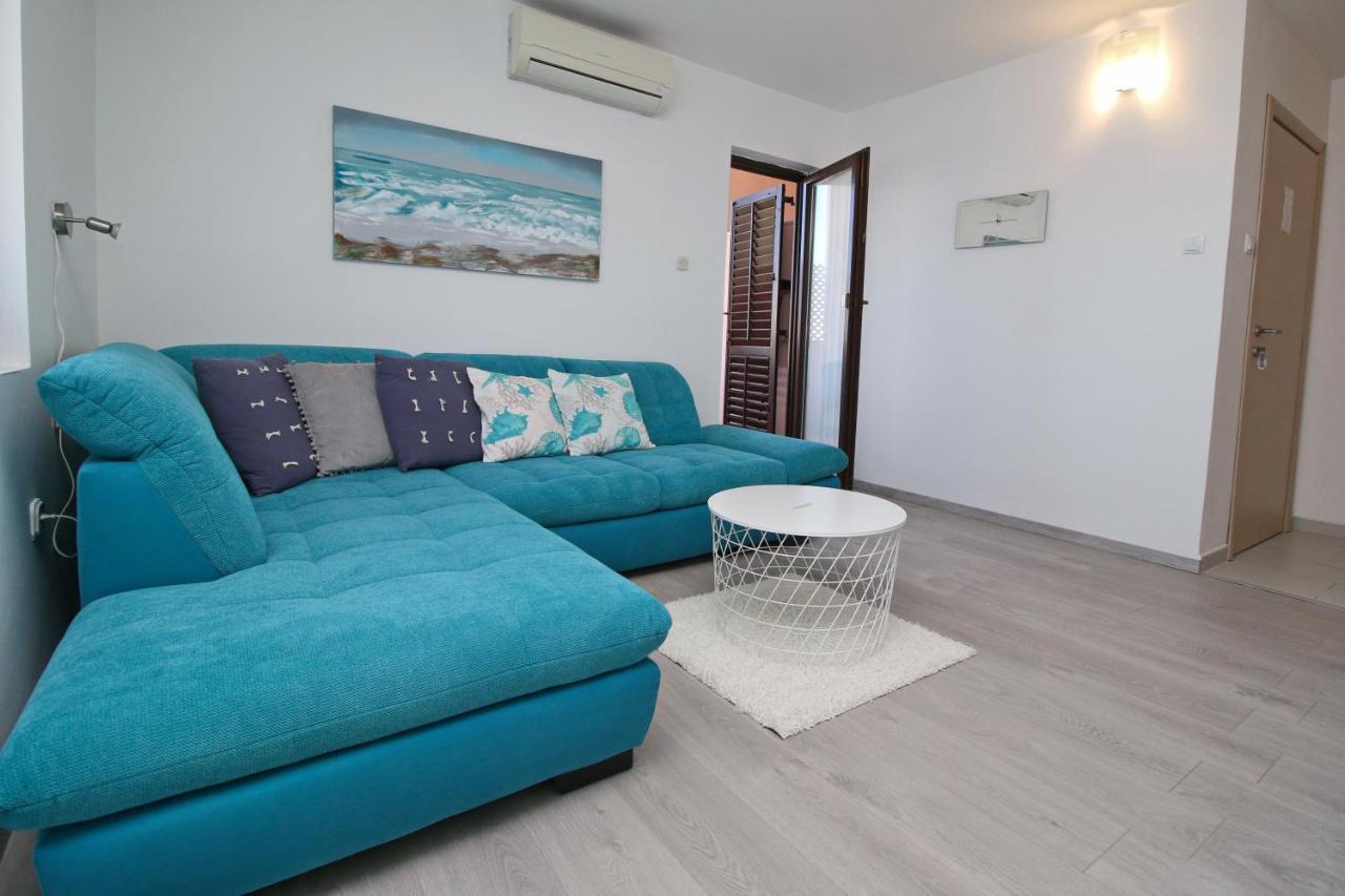 Apartments Mila โรวีน ภายนอก รูปภาพ