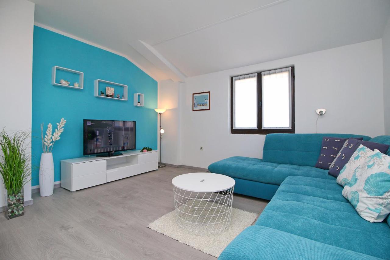Apartments Mila โรวีน ภายนอก รูปภาพ