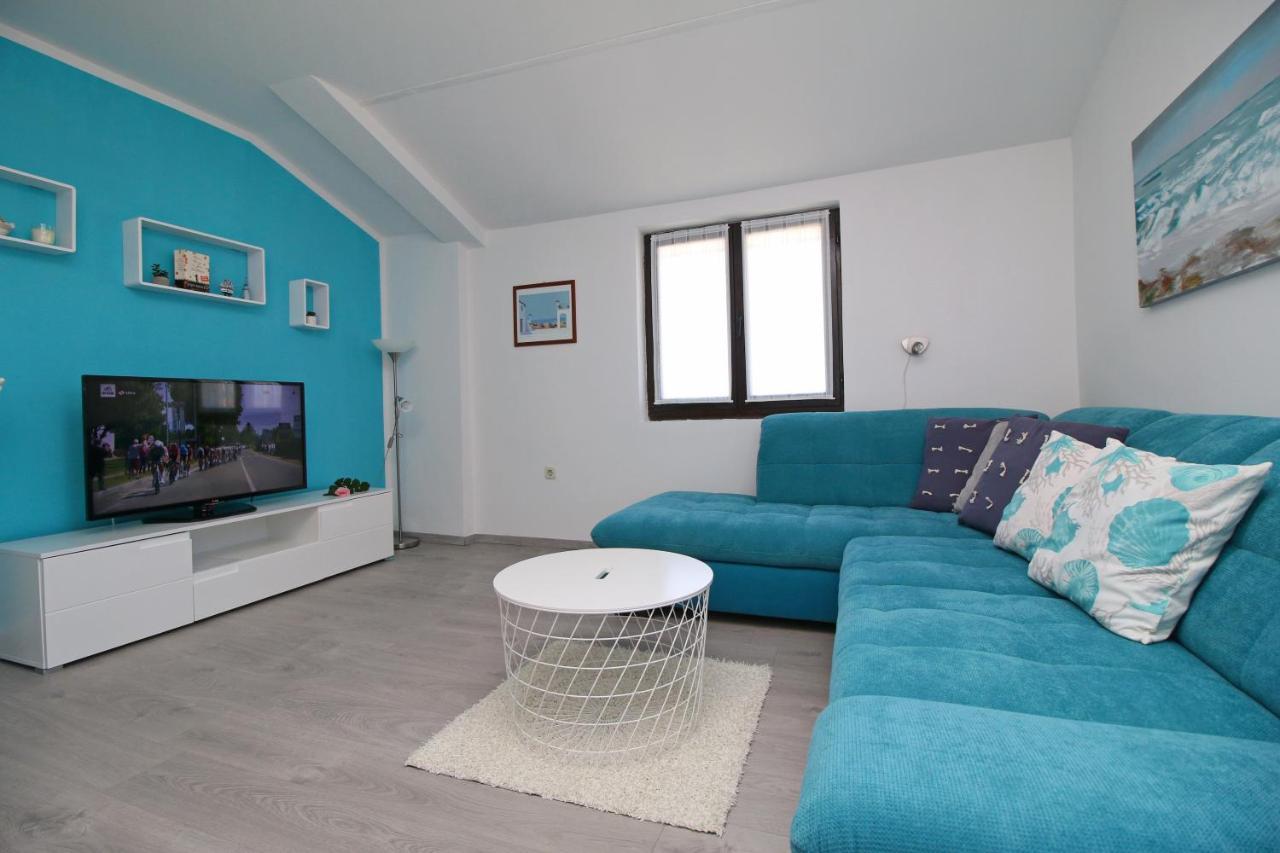 Apartments Mila โรวีน ภายนอก รูปภาพ